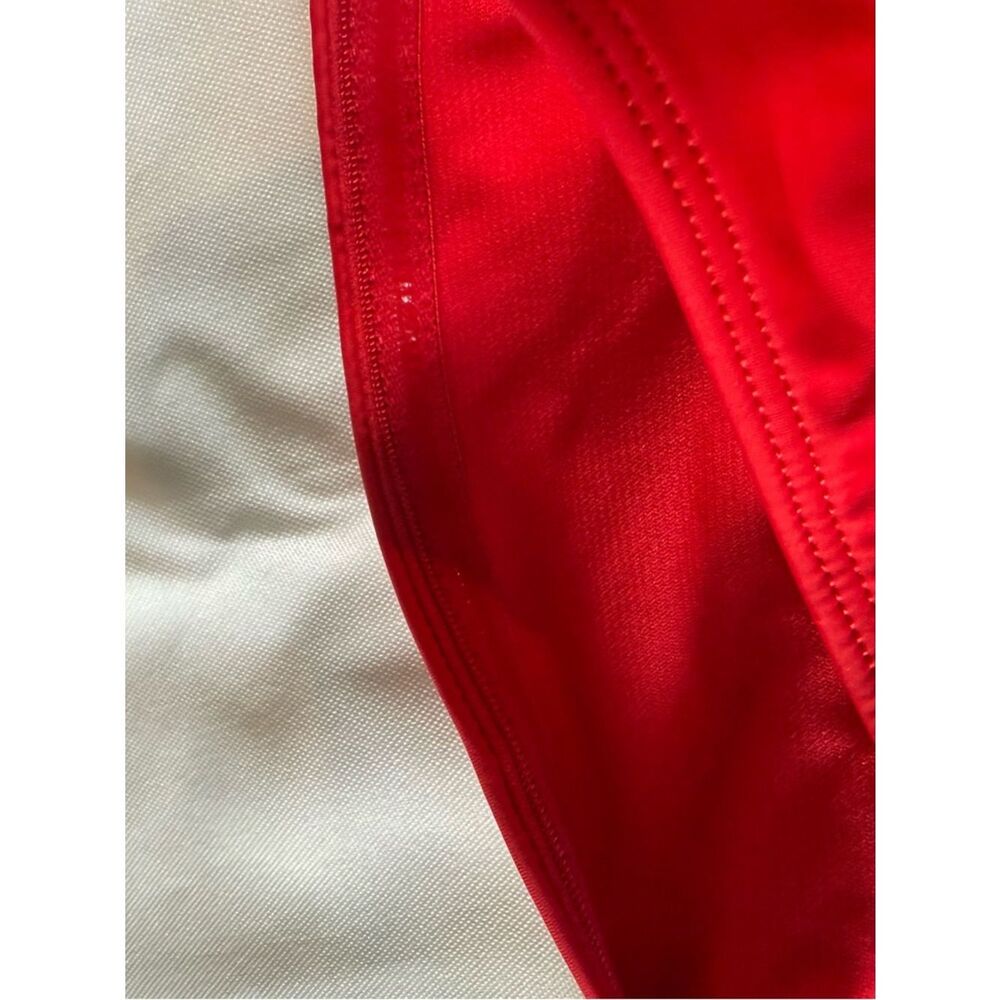 NWT Full Tilt (Tilly’s) Red Twist Bandeau Bikini Top | Strapless Size M - Picture 5 of 6